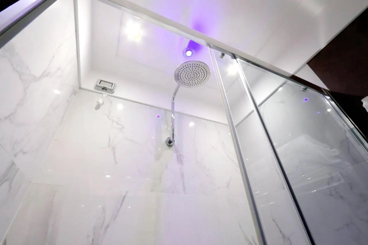 Piazza Venezia Grand Suite Рим