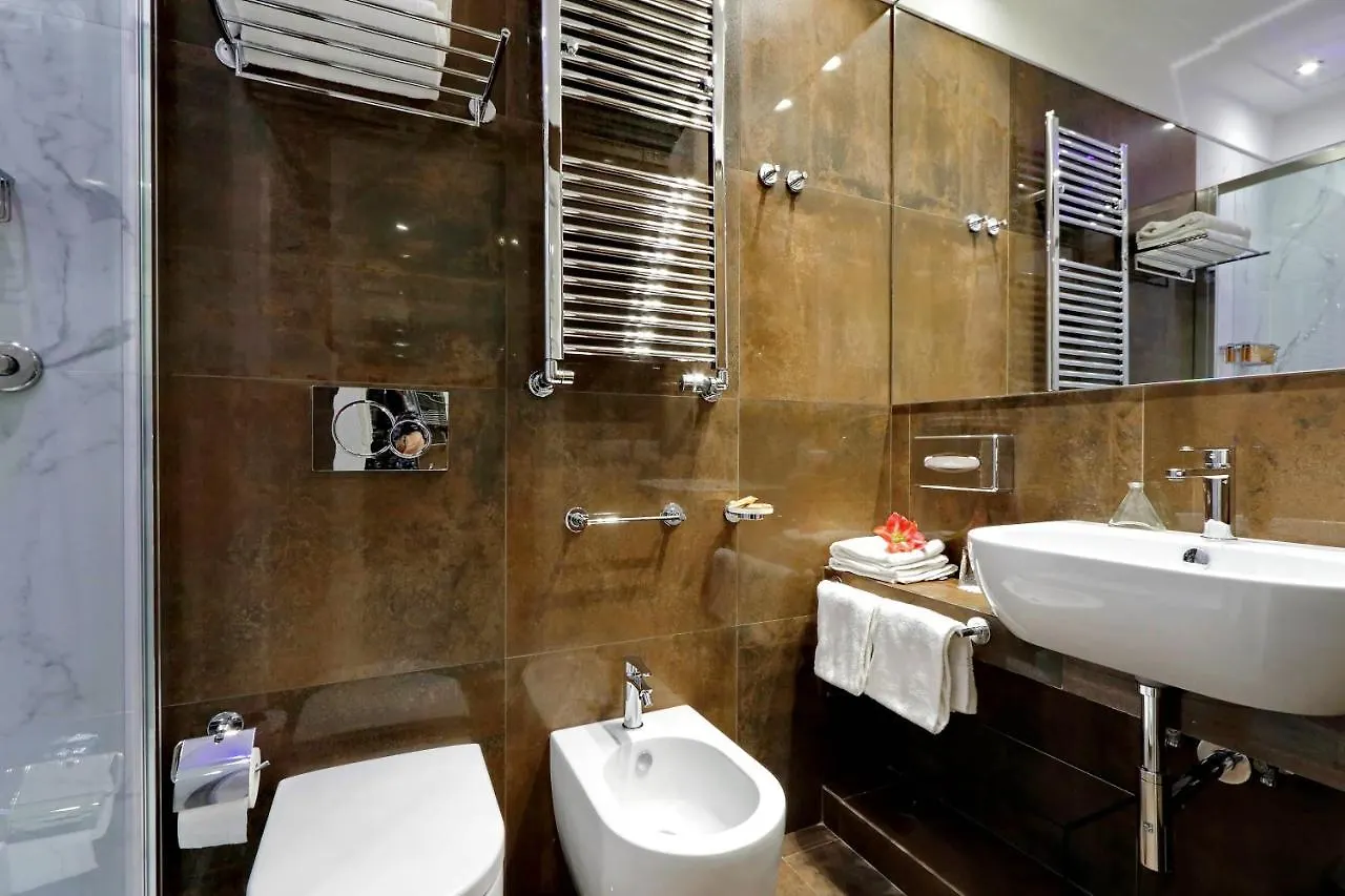 Piazza Venezia Grand Suite Рим Отель типа 