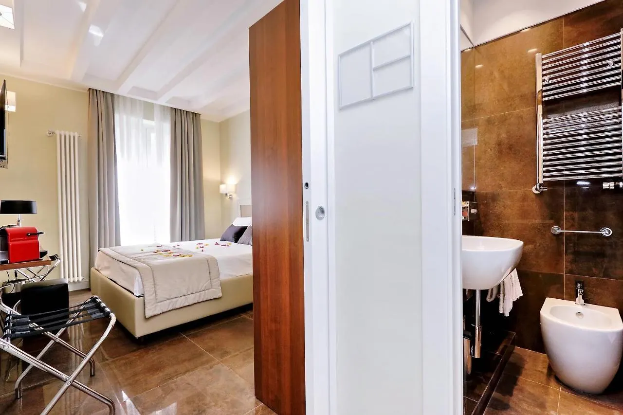 Piazza Venezia Grand Suite Рим Италия